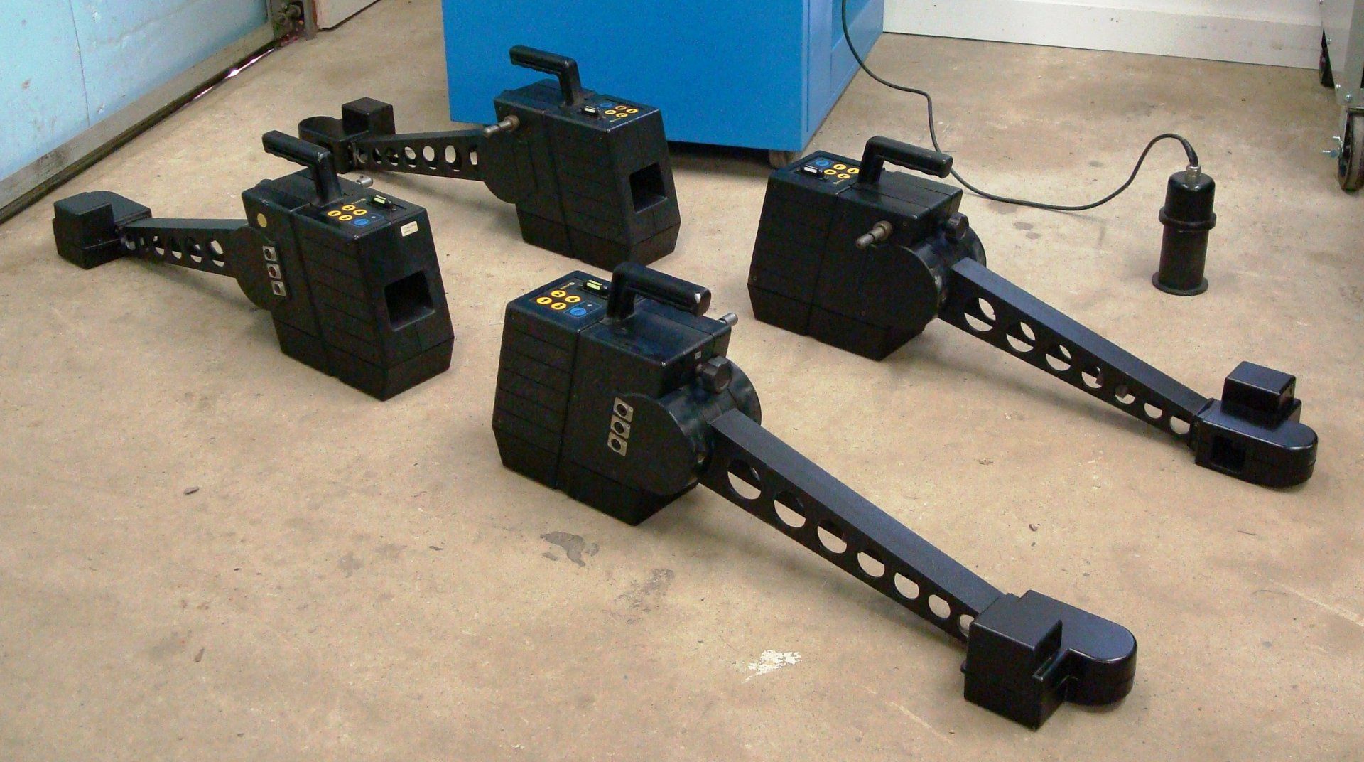 Wheel Alignment Machine >> AE Technologies Inc - BEISSBARTH ML 4000 Alignment Computer Wheel Alignment Machine >> AE Technologies Inc - BEISSBARTH ML 4000 Alignment Computer