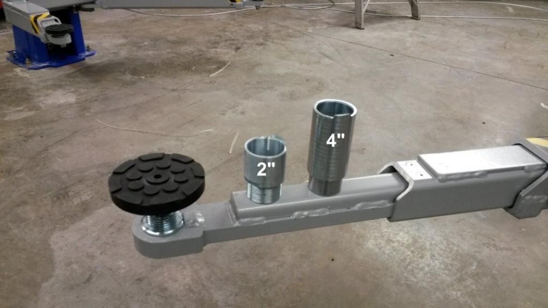 Hollstein 11000 Premium 2 Post come with a set of 2