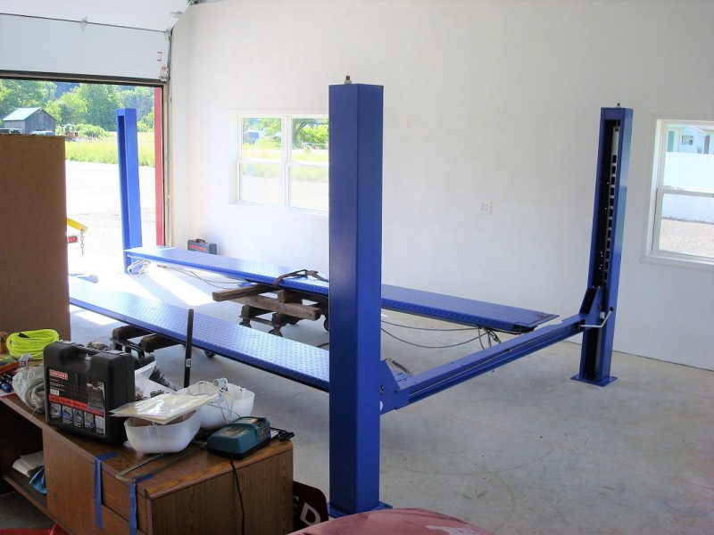 HOLLSTEIN 12-4P Four Post Lift (18)