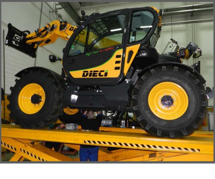 RAV Super Scissors Lifts with capacities from 20,000lbs thru 125,000lbs.